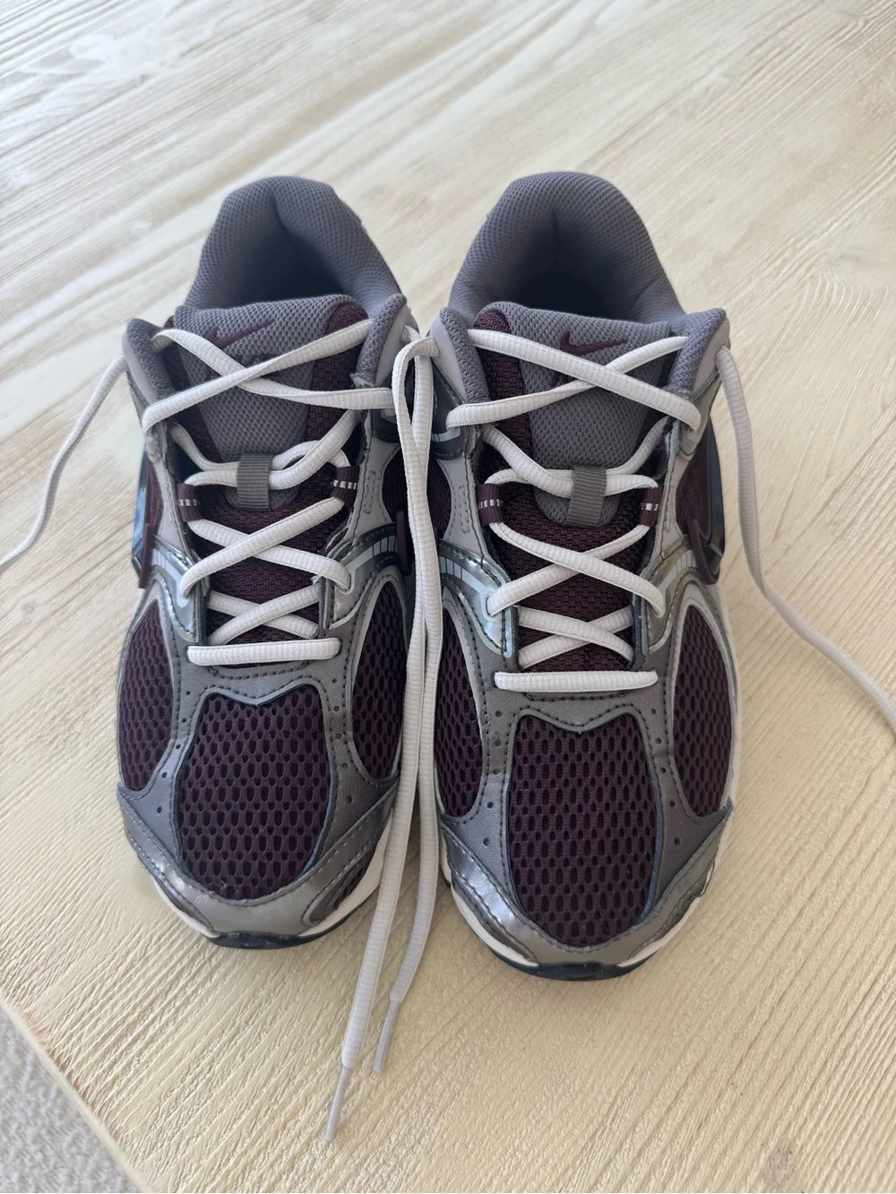 Nike B5 RNR Burgundy Crush Women’s